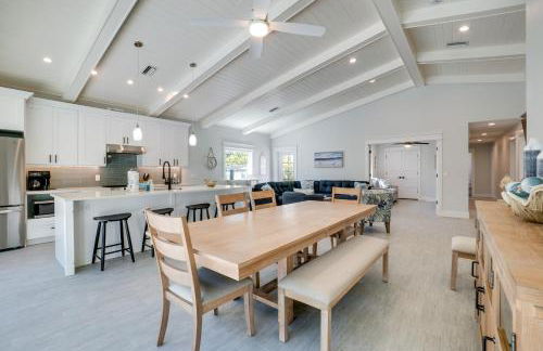 Golf Cart included! Short walk to the Beach on the Peaceful North End - Foto 10