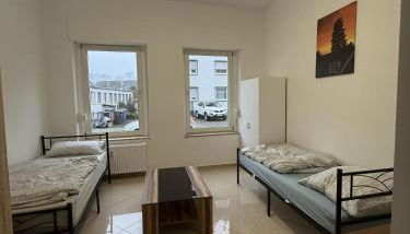 Monteurswohnung bei Köln,Düsseldorf WLAN, Parkplatz, Küche - Foto 2