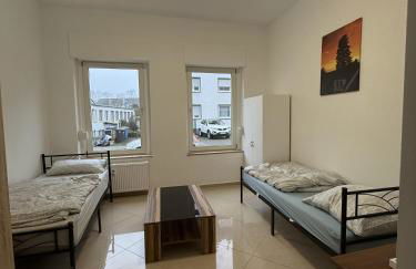 Monteurswohnung bei Köln,Düsseldorf WLAN, Parkplatz, Küche - Foto 2