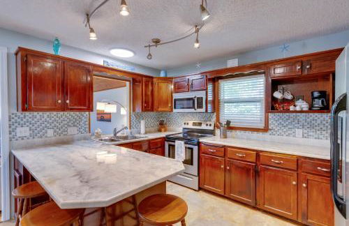 Serene Pensacola Vacation Rental with Gas Grill - Foto 4