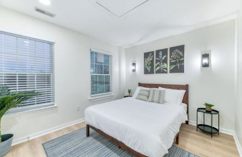 Hilltop Hideaway - Pool - Jacuzzi - Ping Pong - 12 guests - Fireplace - Mountain Views - Pets are allowed by request - Foto 2