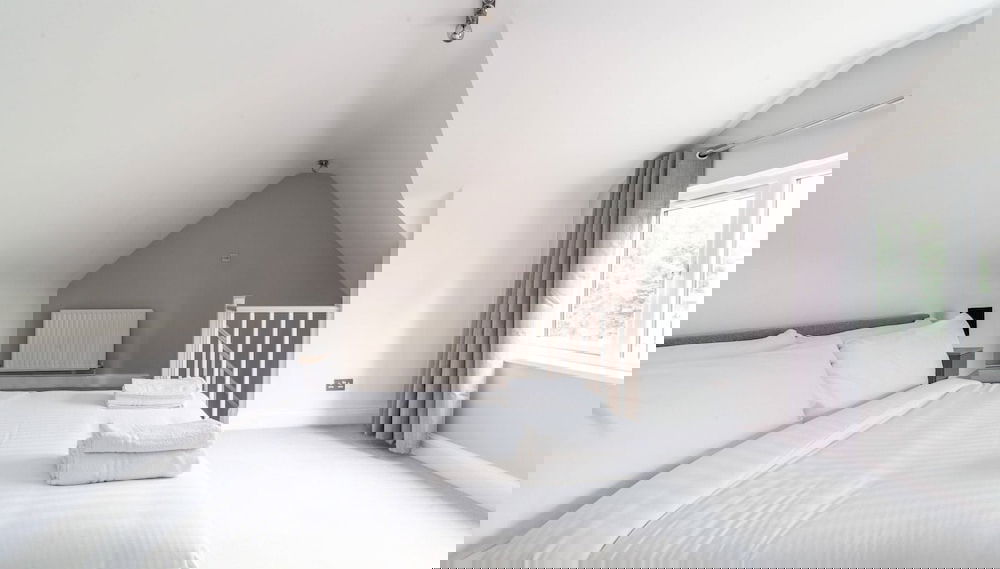 Spacious Battersea Gem With Balcony Bliss - Foto 1, Habitación