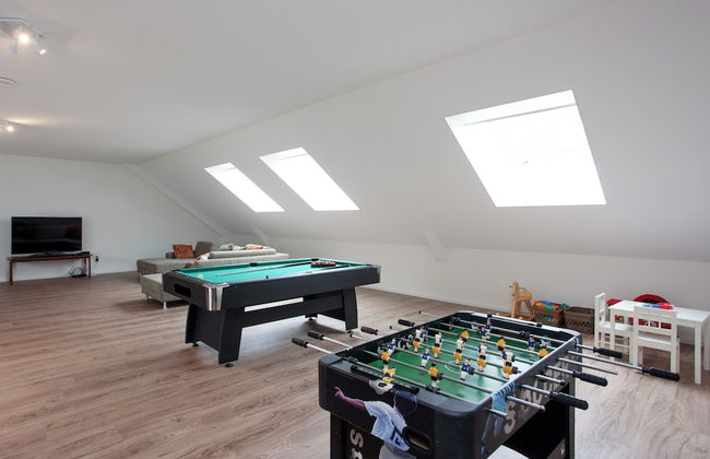 Pet-friendly Mansion - Photo 30