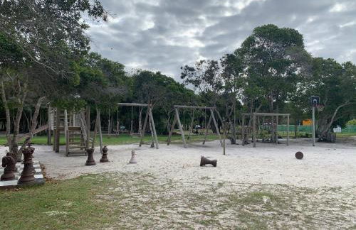 Charmoso bangalô balinês pé na areia Outeiro das Brisas - Foto 34