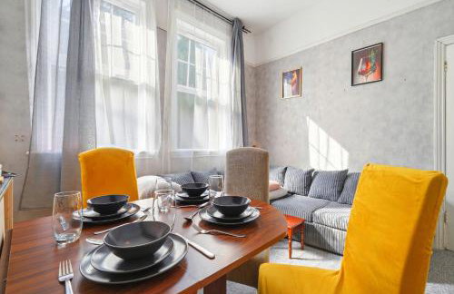 Large 7-Bed House Sleeps 14 FREE Parking ,Contractors & Groups Welcome - Foto 13