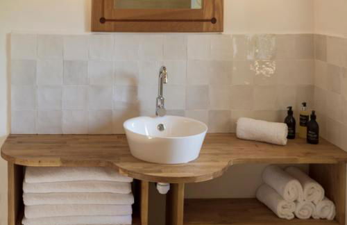 Wild Nurture Eco Luxury Offgrid Log Cabin - Foto 7