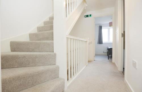 Homington House By N And N Stays, Perfect for Contractors and Workers, Private off road Parking for 2 vehicles, Fast Wifi - Foto 28