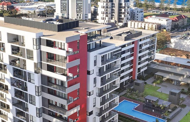 Wollongong CBD Ocean View Apartment - Photo 15