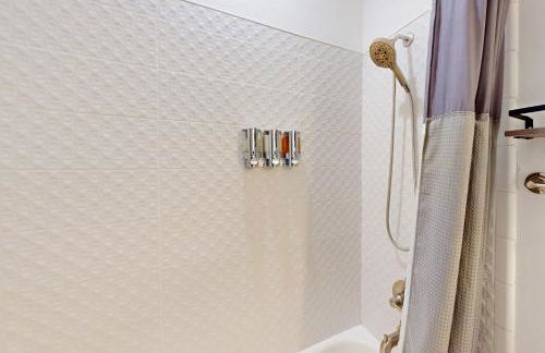 Scenic Home with Yard in Big Water, Dogs Welcome! - Foto 17