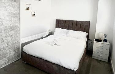 Digbeth Luxury 1 Bed Studio Apartment - Photo 1
