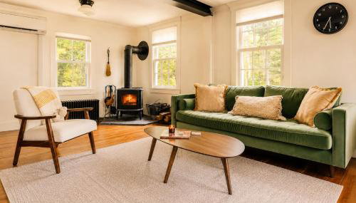 Hot Tub, 2 Fire Pits, Pond, Tonal & Pet-Friendly - Photo 5
