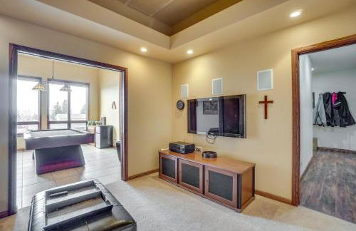 Upscale Laramie Home with Hot Tub and Patio! - Foto 12