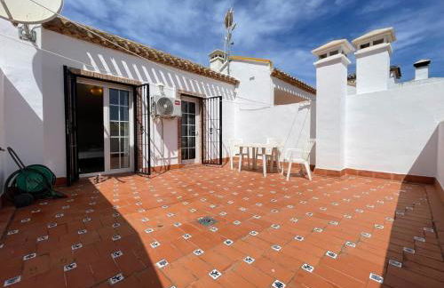 3 Bed Townhouse Overlooking Com Pool LD314 - Foto 19