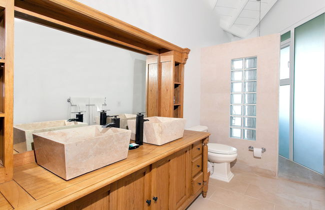 Fountain Anguilla - Photo 45