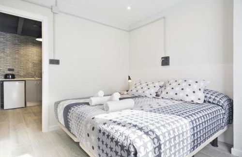 Stay U-nique Apartments Llobregat - Photo 16