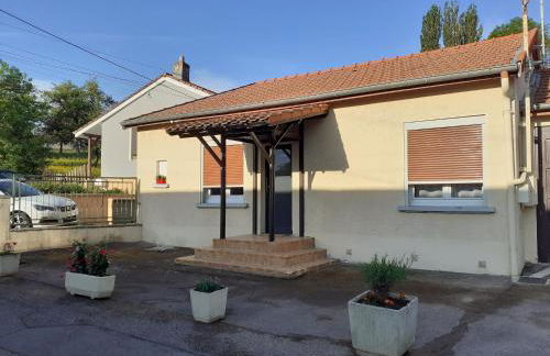 Petite maison rénovée proche centre Lunéville, jardin, barbecue, parking privatif, à 30 min de Nancy - FR-1-584-180 - Foto 9