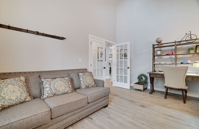 The Nest at Pinecrest by Avantstay Hot Tub Spacious Deck Game Room Fire Pit - Foto 21