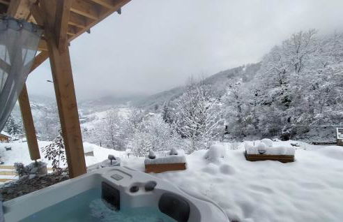 Au chalet de JO avec accès à l'espace piscine et jacuzzi - Foto 56