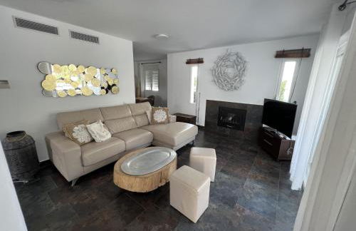 5 bedroom villa in Cala Vadella - Foto 12