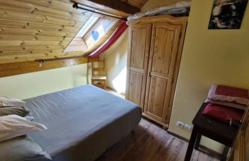 Chalet 11 pers, 5 ch, pied des pistes, balcon, parking, Wi-Fi, cheminée, Serre Chevalier - FR-1-762-27 - Foto 7