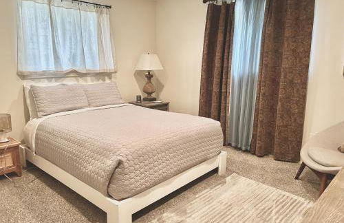 Bigfork Lake Getaway - Photo 6