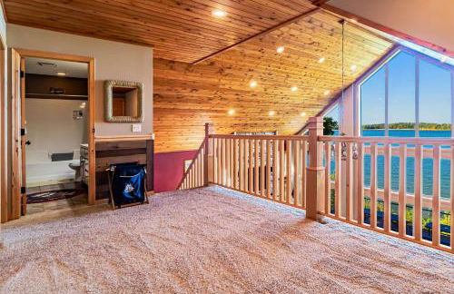 Spacious Leech Lake Home on 2 Private Acres, 200' of lake shore 15 Minutes to Walker with boat lift, dock, swimming, fire pit - Foto 65