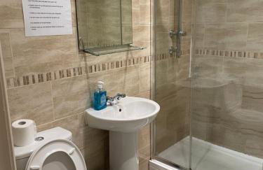 Van House - Photo 15