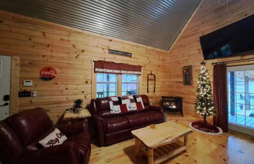 Hocking Hills Cabin, Hot Tub, Private Pond - Foto 21