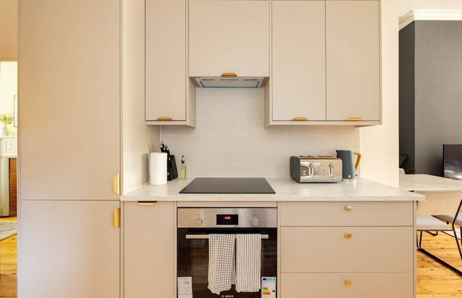 The Abinger Place - Inviting 2bdr House With Study Room & Garden - Foto 2