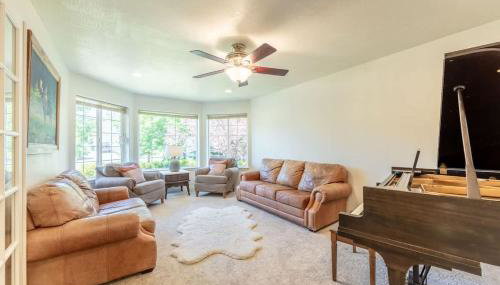 Big Family Getaway- Theater Room- BBQ- Play Room- Fire Pit - Foto 2