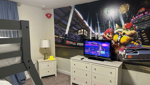 Gorgeous 4 BR With Pool and Lake View - Foto 2, Habitación