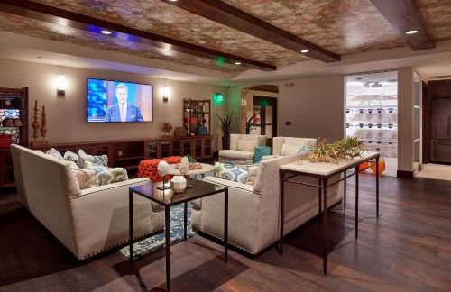 Furnished Quarters at The Encasa - Photo 16