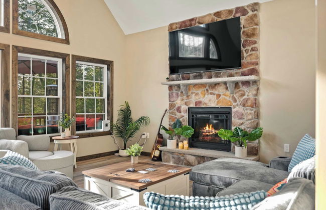 Lakeview Sunset Heaven Waterfront Escape + Private Dock Firepit + Game Room New Construction - Photo 8