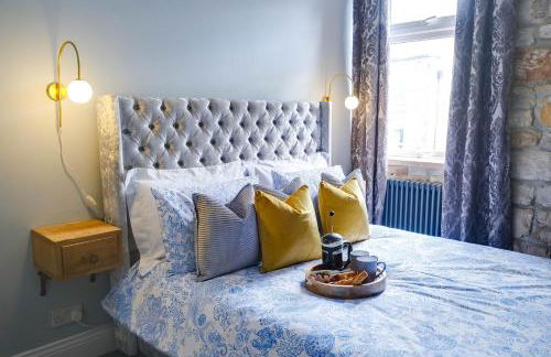 The Anchorage - sea views and beach on doorstep - Photo 7