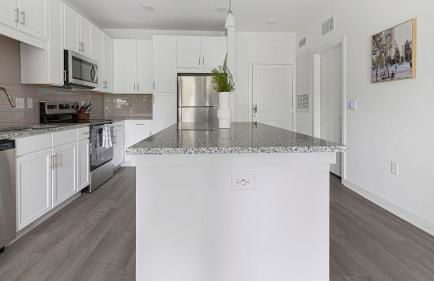 Landing Stylish 1BD Clubhouse Gym - Foto 10