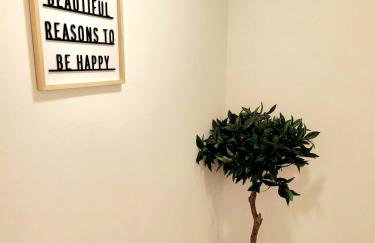 Luxurious 3 bed Ensuites & kitchenettes Nr LGI Hospital & Uni - Free 5G WIFI & Netflix Short Stays - Contractors Free Parking - Foto 33