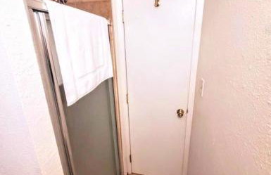 Panoramic View 2br on Hill in Uptown Oakridge - Foto 14