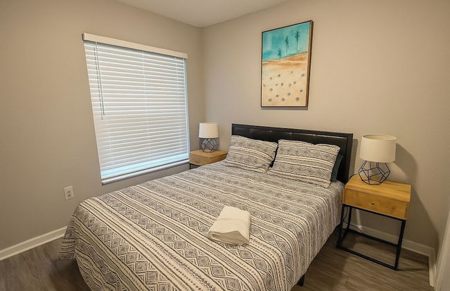 Heated Pool & Bathtub 4BR Near Disney - Foto 28