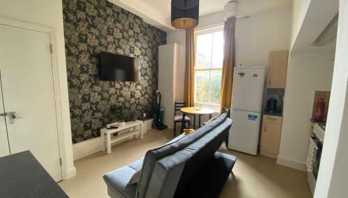 Bustling Western Apartment - Foto 5