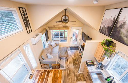 ElkCreek Inn Creekside tiny home - Foto 14