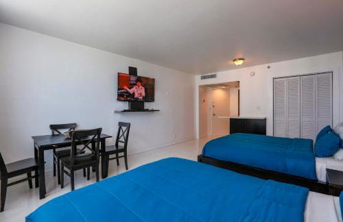 Miami Beach Apartments by MiaRentals - Foto 64