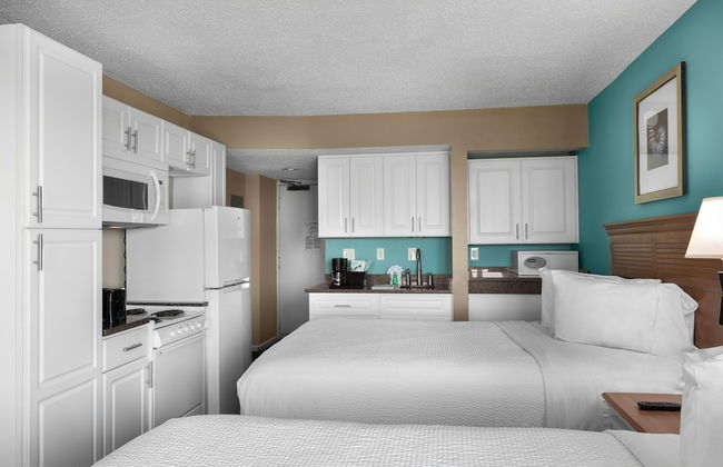 The Strand - A Boutique Resort - Photo 12