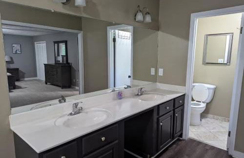 Cozy Cabin in Woods - Foto 20