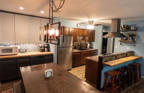 Spacious Catskills Home with Covered Hot Tub - Foto 45