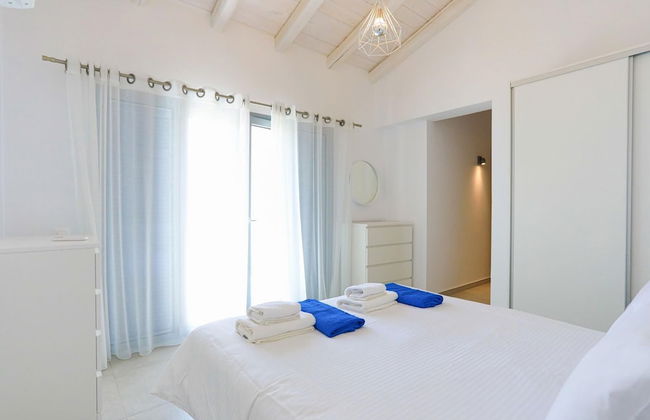 Villa Loki in Kremithas - Photo 14