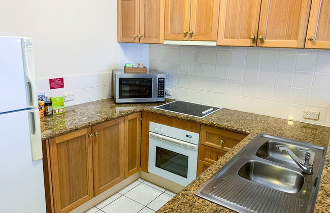 Royal Albert Hotel - Photo 43