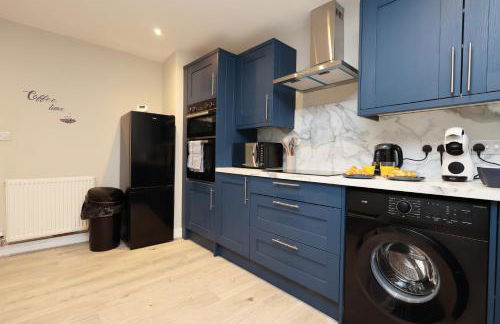 Perfect Booking 2 Bed Home in Merthyr Tydfil - Photo 32