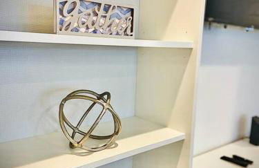 Secret Serenity! Roomy! Pool! 5 min from Beach! - Photo 3