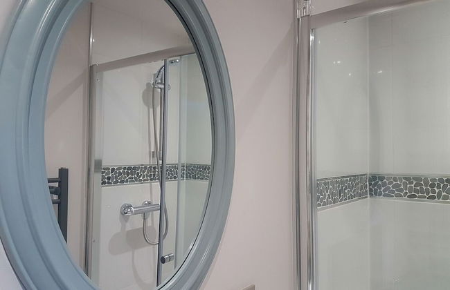 Apartment 19 - Photo 9