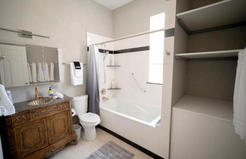 City Villa Sleeps 10-20 Free TV & Parking - Foto 15